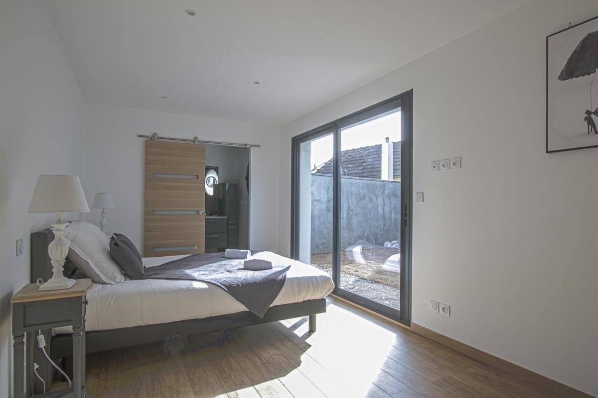 Quijote YourHostHelper Caen Buitenkant foto